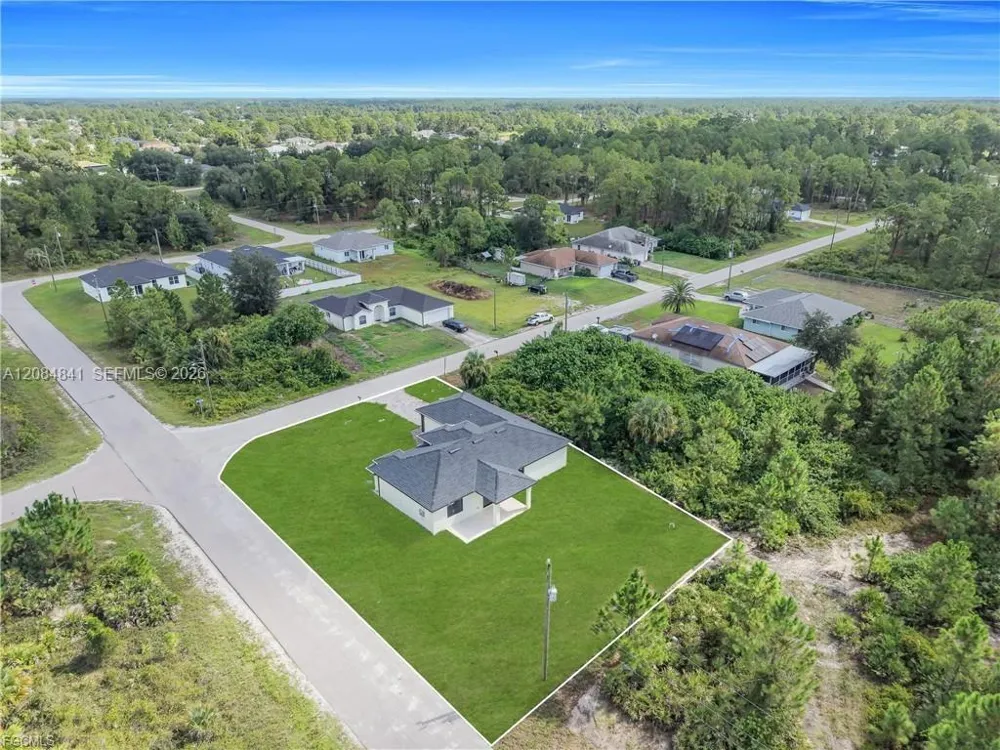 2719 33RD ST W Lehigh Acres, FL 33971