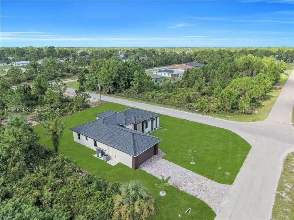 2719 33RD ST W Lehigh Acres, FL 33971