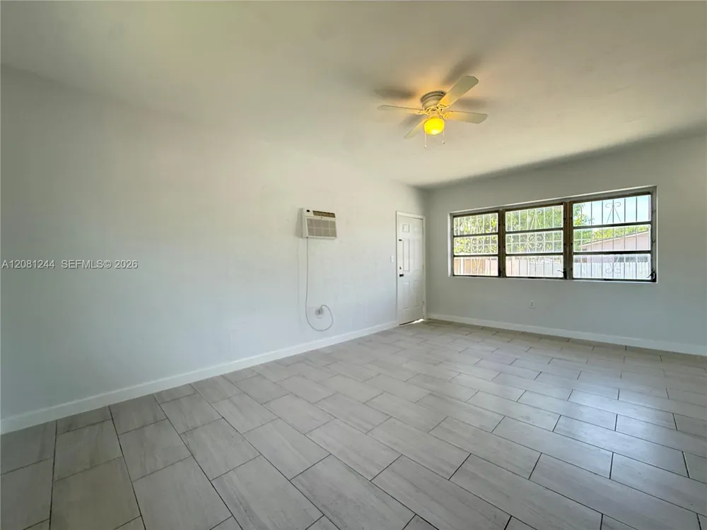 1060 SW 29th Ave #2901 Miami, FL 33135