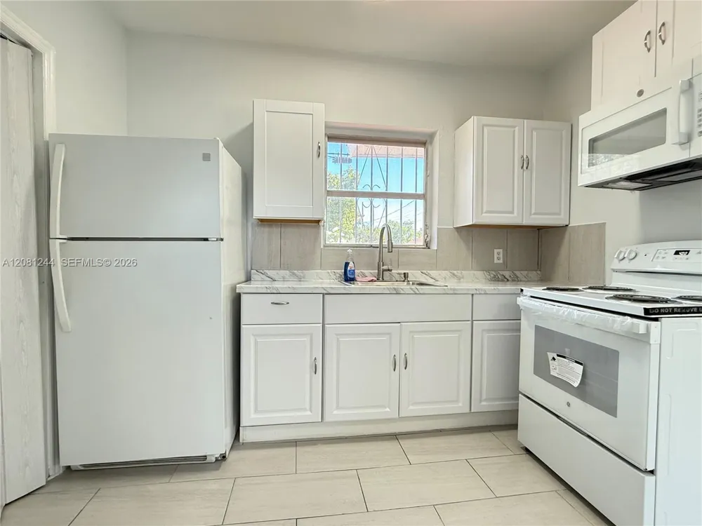 1060 SW 29th Ave #2901 Miami, FL 33135