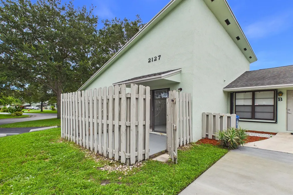 431 JUPITER LAKES BOULEVARD #2127A Jupiter, FL 33458