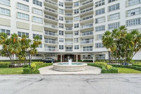 2600 Flagler Drive #102