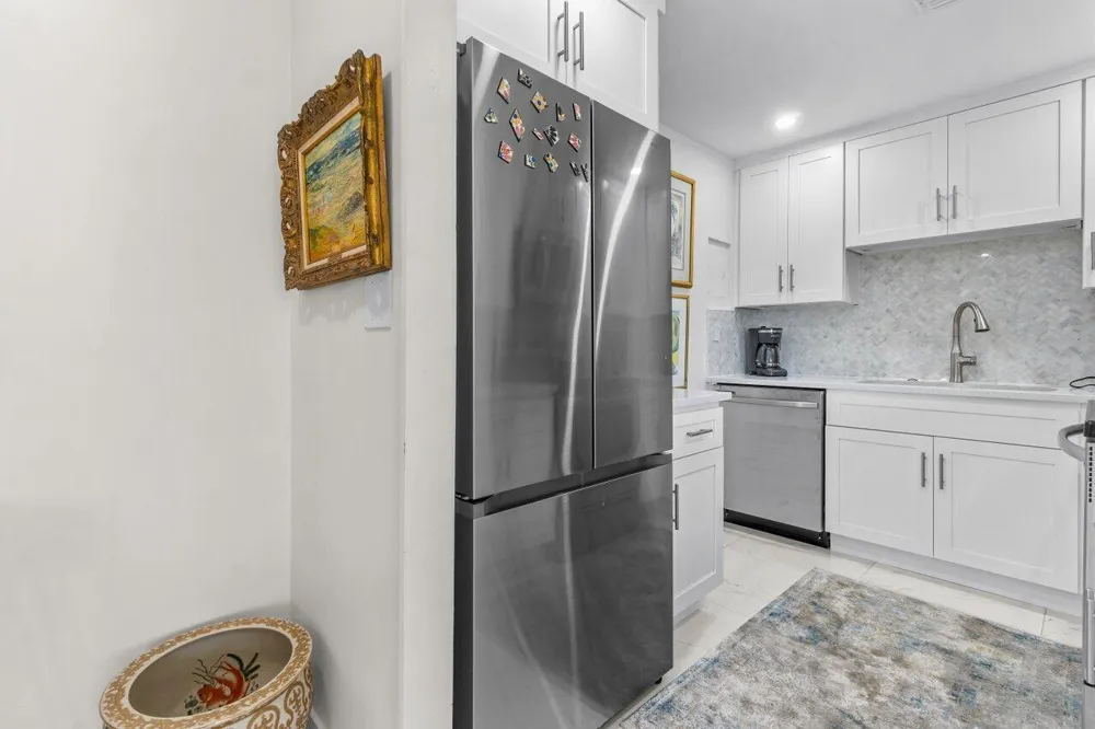 2600 Flagler Drive #102 West Palm Beach, FL 33407