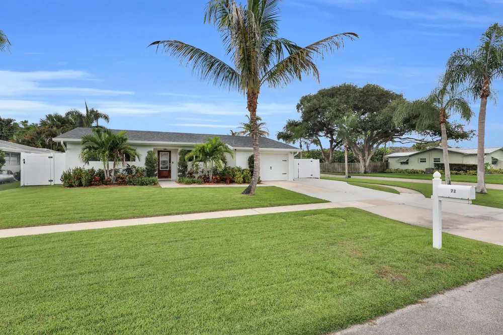 72 WILLOW ROAD Tequesta, FL 33469
