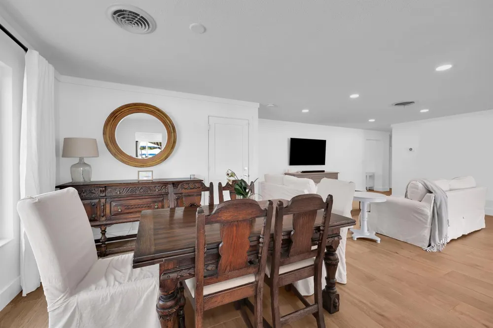 72 WILLOW ROAD Tequesta, FL 33469