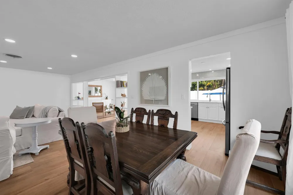 72 WILLOW ROAD Tequesta, FL 33469