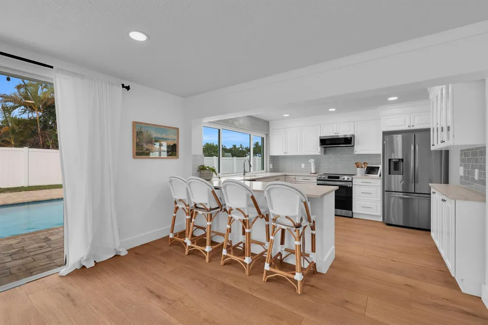 72 WILLOW ROAD Tequesta, FL 33469