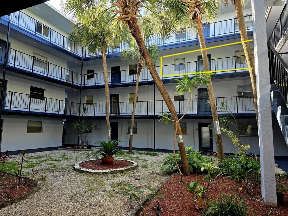 2860 SOMERSET DRIVE #317K Lauderdale Lakes, FL 33311