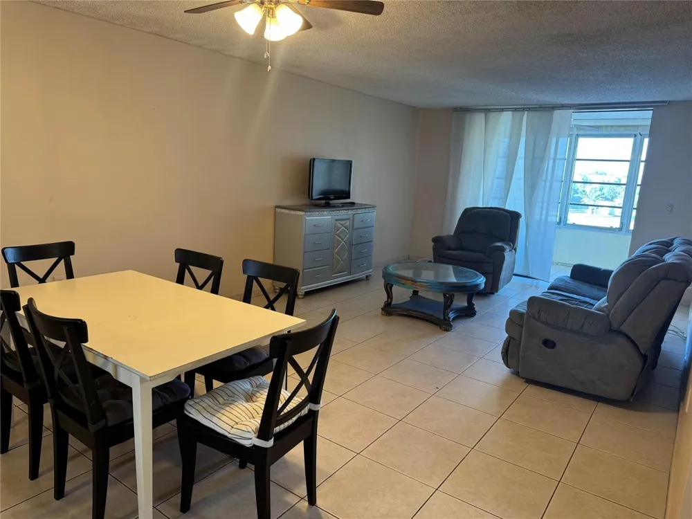 2860 SOMERSET DRIVE #317K Lauderdale Lakes, FL 33311