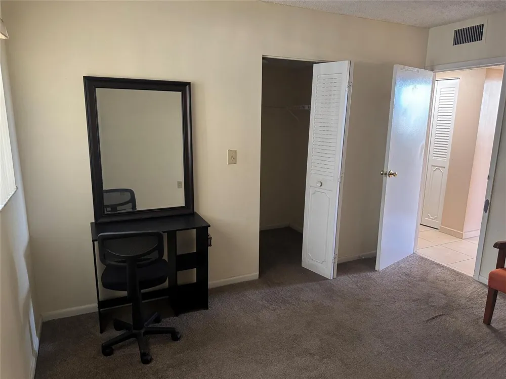 2860 SOMERSET DRIVE #317K Lauderdale Lakes, FL 33311