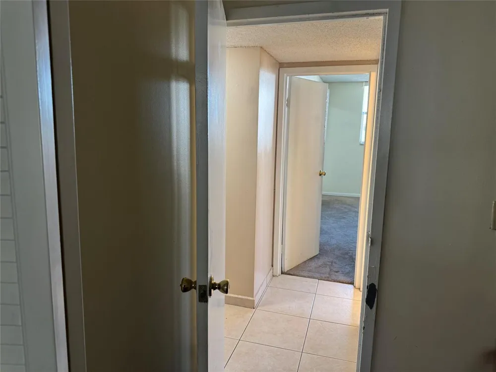 2860 SOMERSET DRIVE #317K Lauderdale Lakes, FL 33311