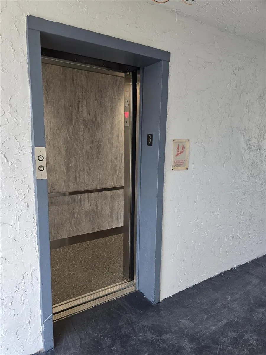 2860 SOMERSET DRIVE #317K Lauderdale Lakes, FL 33311