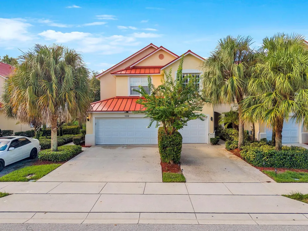 1106 Pinewood Lake Court 