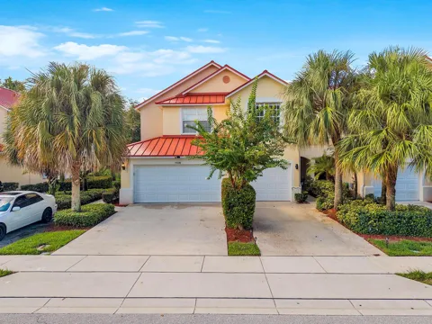 1106 Pinewood Lake Court
