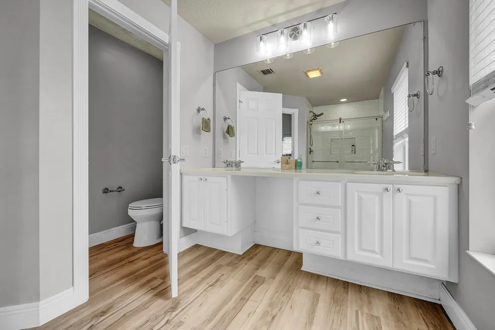 1106 Pinewood Lake Court 