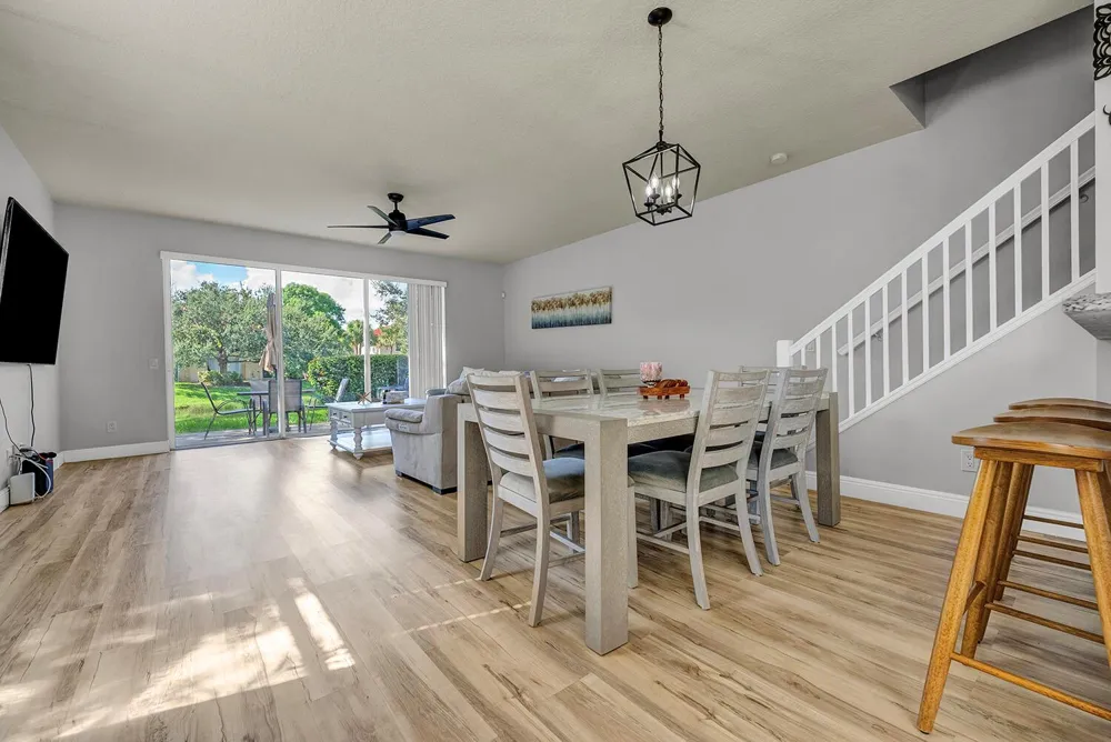 1106 Pinewood Lake Court 