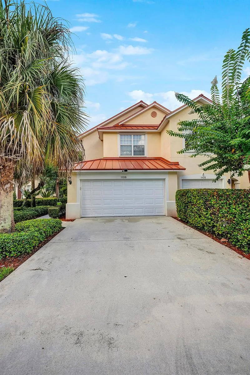 1106 Pinewood Lake Court 