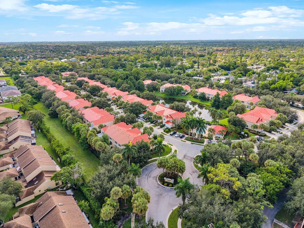 1106 Pinewood Lake Court 