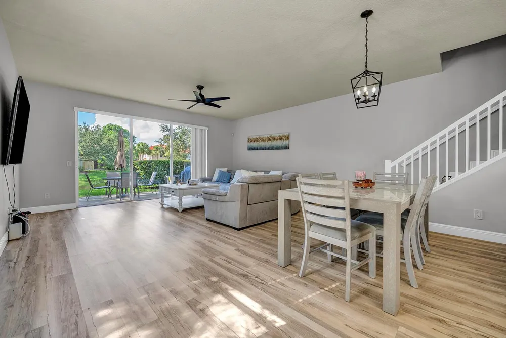 1106 Pinewood Lake Court 