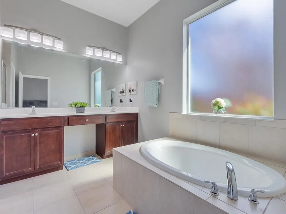 1804 BERKSHIRE CIRCLE SW Vero Beach, FL 32968