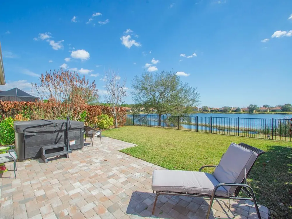 1804 BERKSHIRE CIRCLE SW Vero Beach, FL 32968