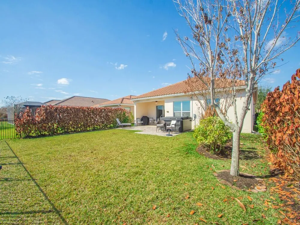 1804 BERKSHIRE CIRCLE SW Vero Beach, FL 32968