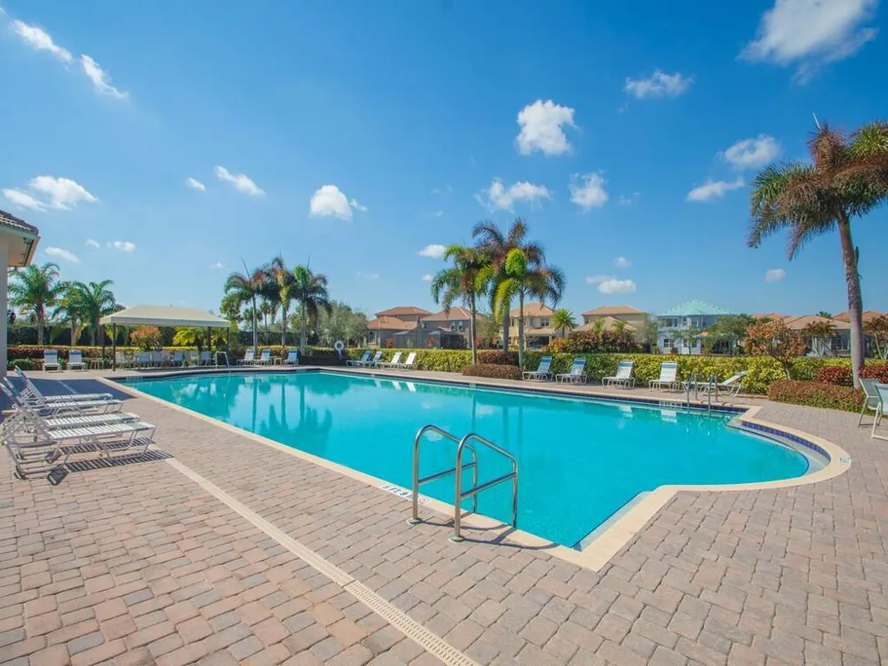 1804 BERKSHIRE CIRCLE SW Vero Beach, FL 32968