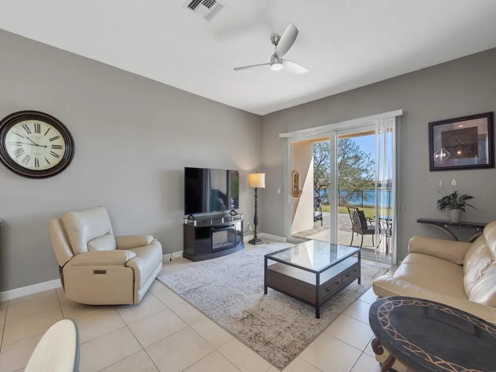 1804 BERKSHIRE CIRCLE SW Vero Beach, FL 32968