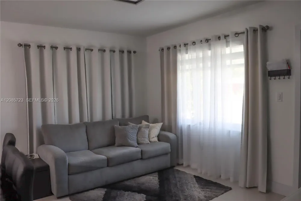 6506 SW 20th St Miramar, FL 33023