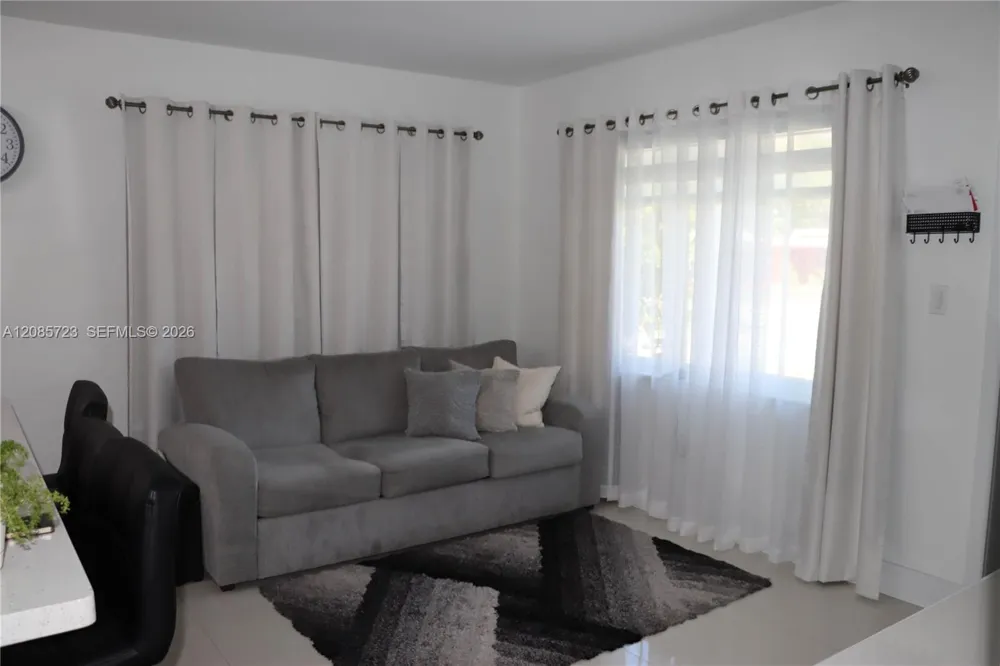 6506 SW 20th St Miramar, FL 33023