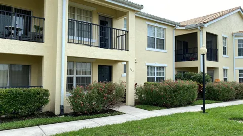 158 SW Peacock Boulevard #30-102