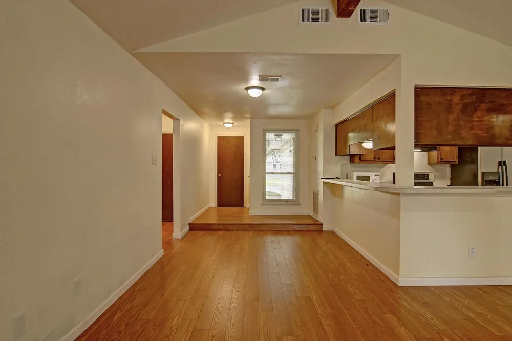 11401 Woodway Creek Drive Corpus Christi, TX 78410