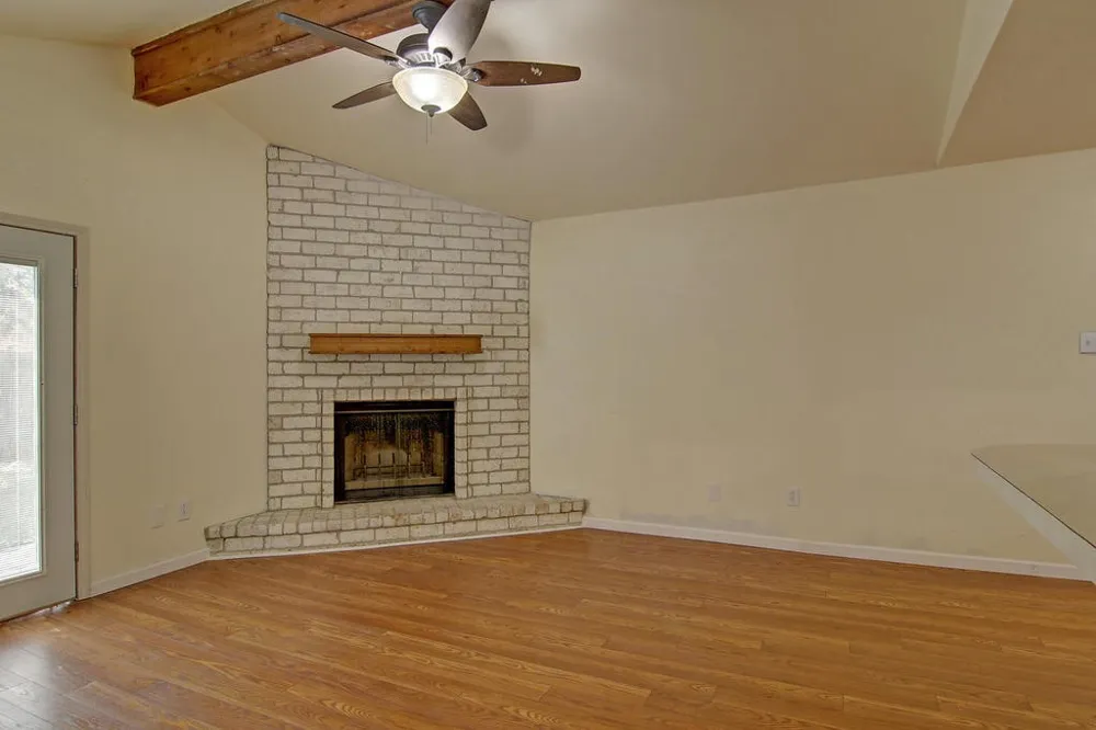 11401 Woodway Creek Drive Corpus Christi, TX 78410
