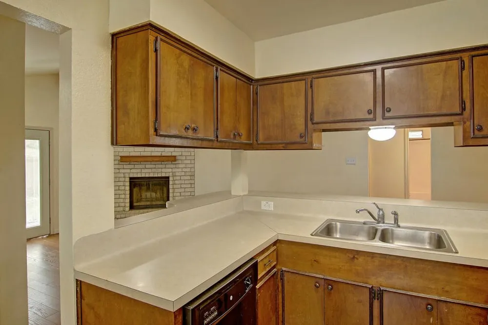 11401 Woodway Creek Drive Corpus Christi, TX 78410