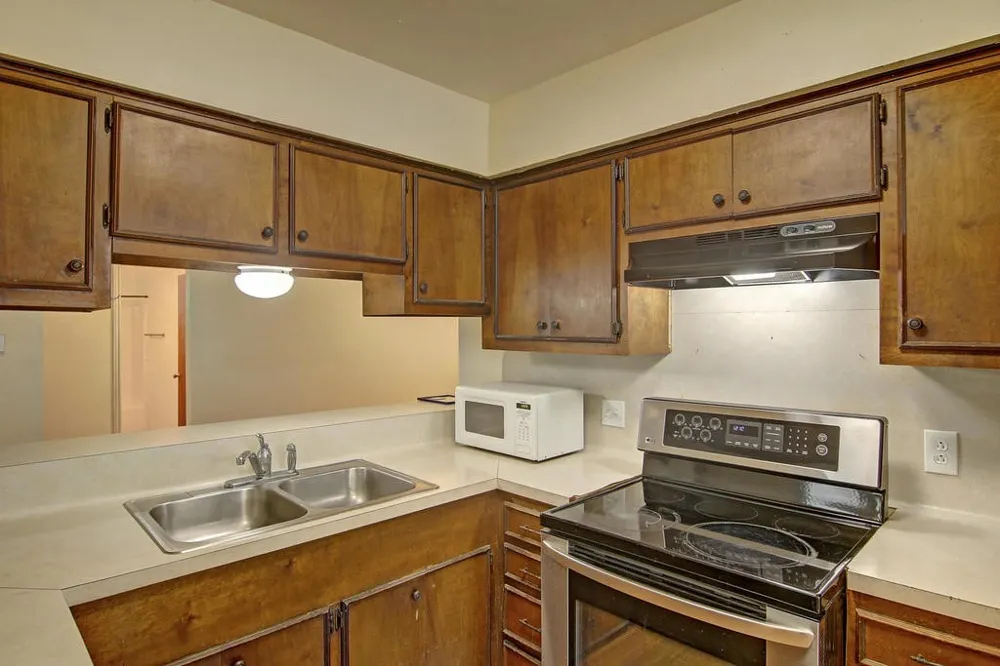 11401 Woodway Creek Drive Corpus Christi, TX 78410