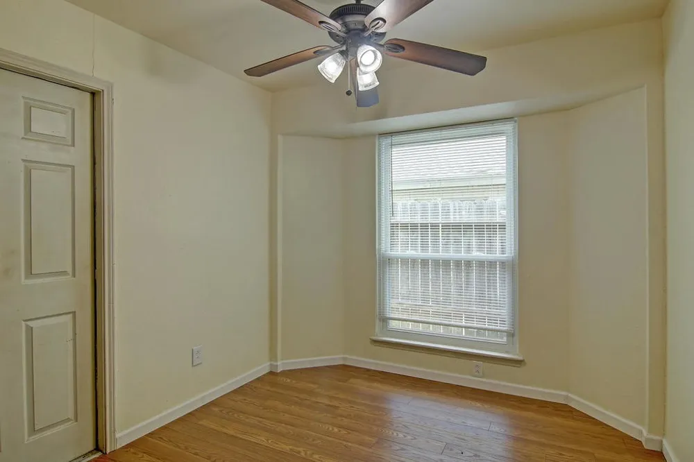11401 Woodway Creek Drive Corpus Christi, TX 78410