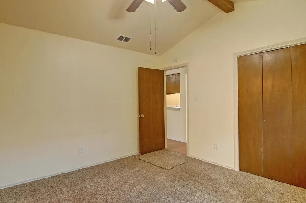 11401 Woodway Creek Drive Corpus Christi, TX 78410
