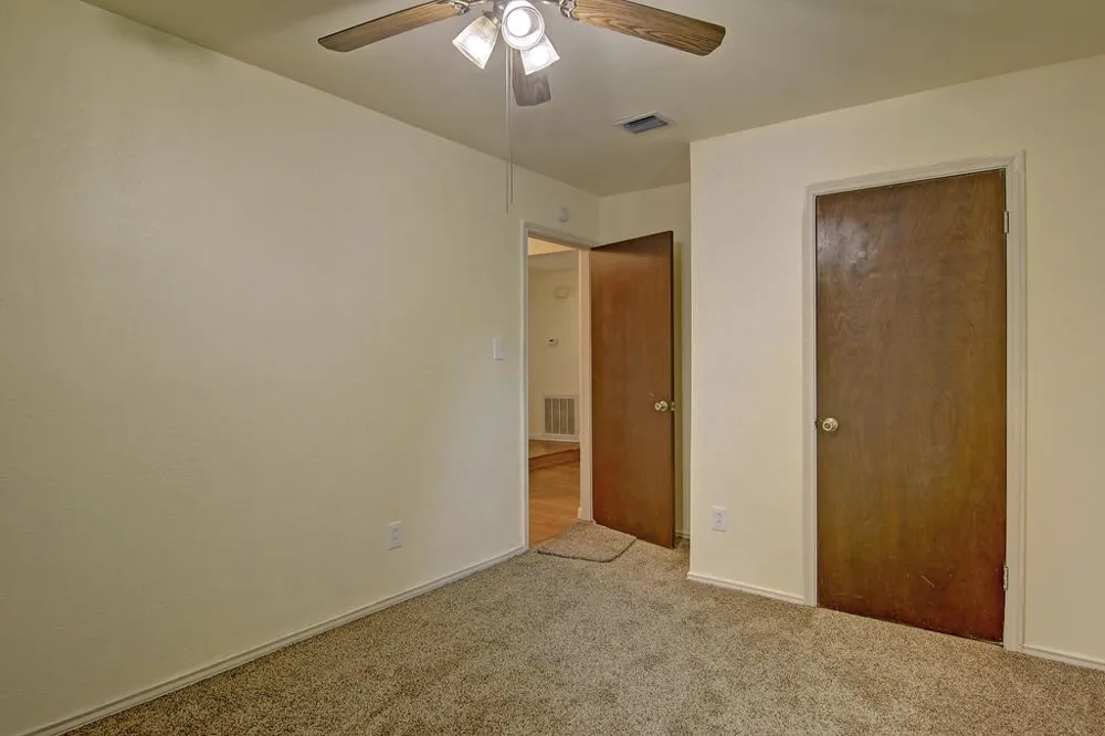 11401 Woodway Creek Drive Corpus Christi, TX 78410
