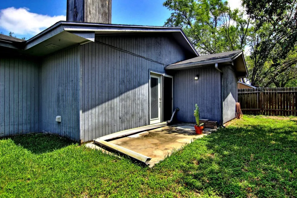 11401 Woodway Creek Drive Corpus Christi, TX 78410