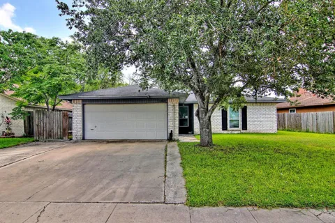 11401 Woodway Creek Drive