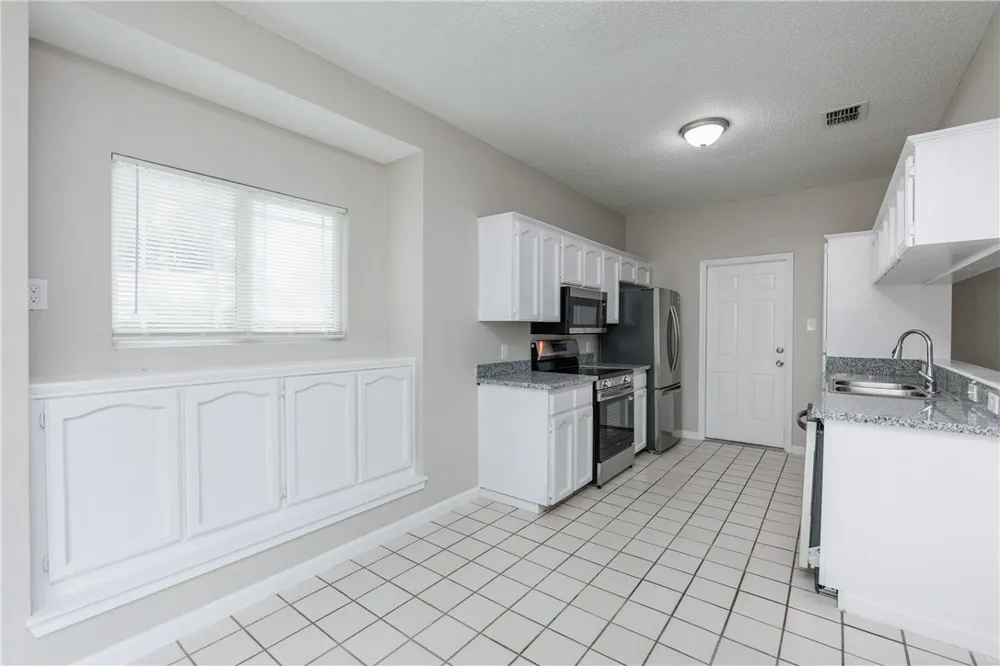 11313 Red Creek Circle Corpus Christi, TX 78410