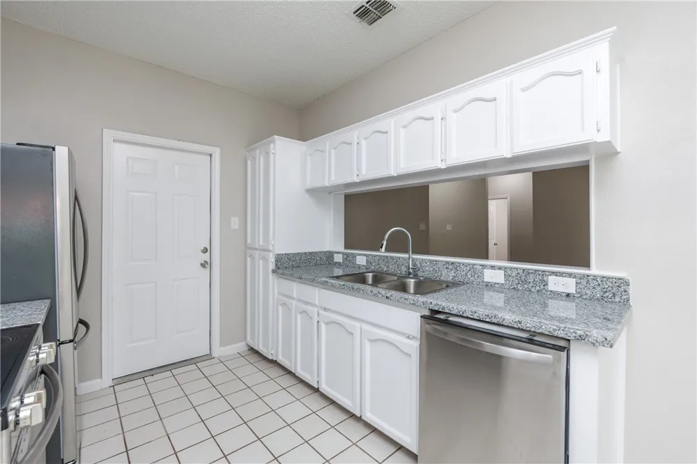 11313 Red Creek Circle Corpus Christi, TX 78410
