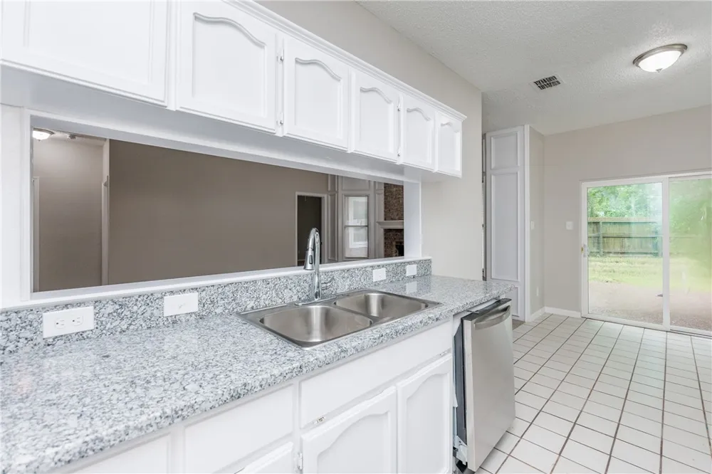 11313 Red Creek Circle Corpus Christi, TX 78410