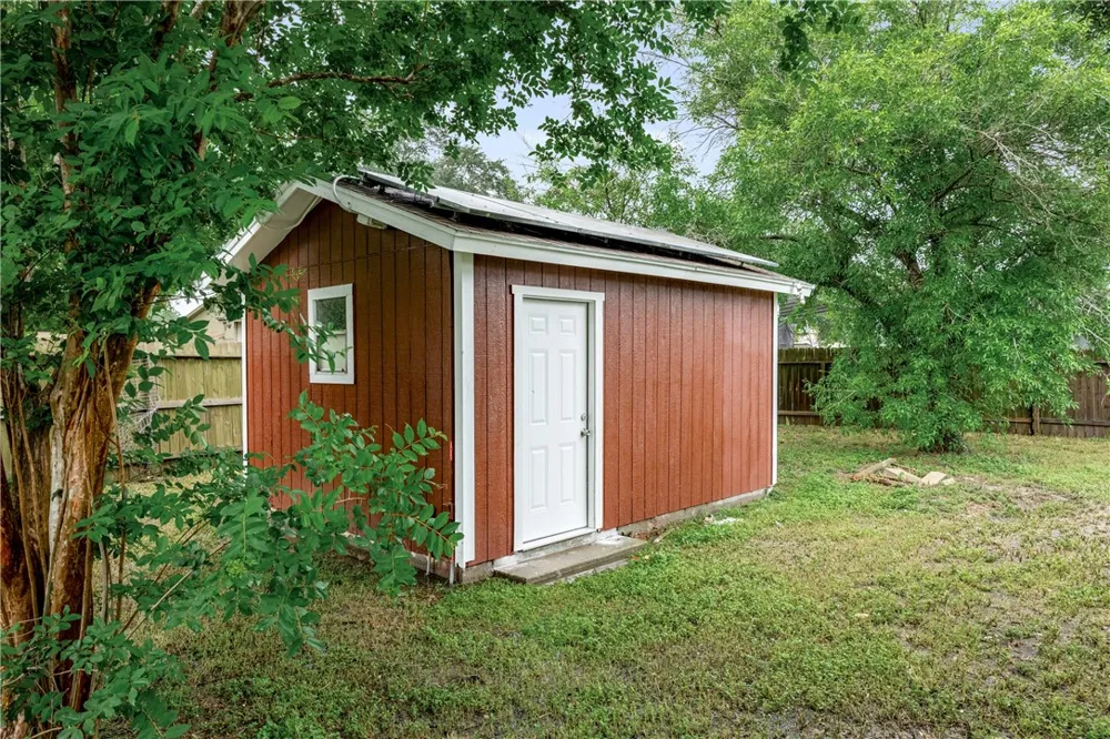 11313 Red Creek Circle Corpus Christi, TX 78410