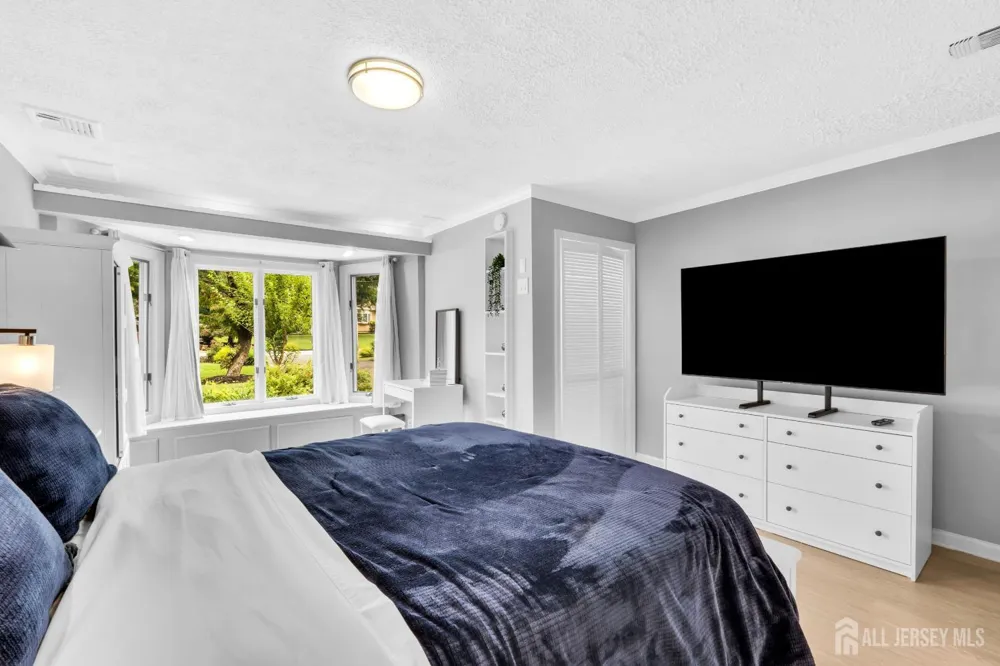 62 Pennington Road New Brunswick, NJ 08901