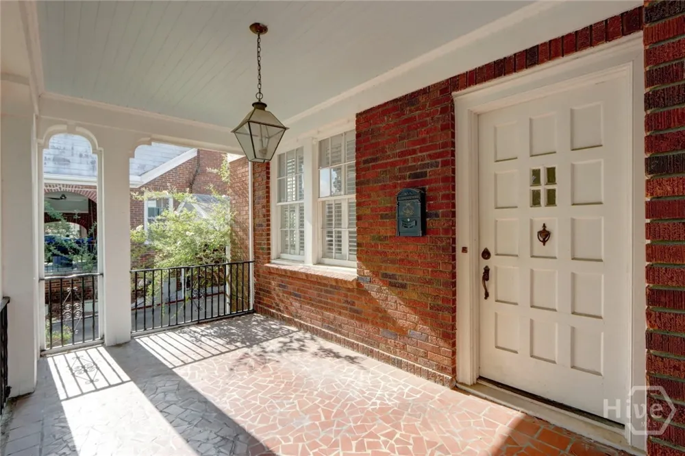 705 E 51st Street Savannah, GA 31405