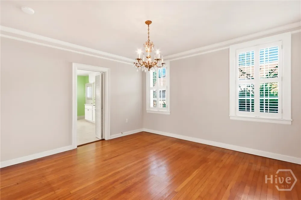705 E 51st Street Savannah, GA 31405
