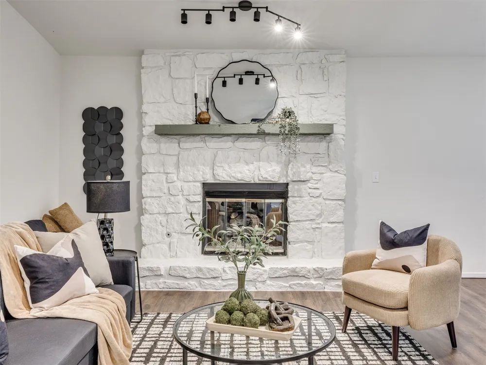 2604 E Reno Street S Broken Arrow, OK 74014