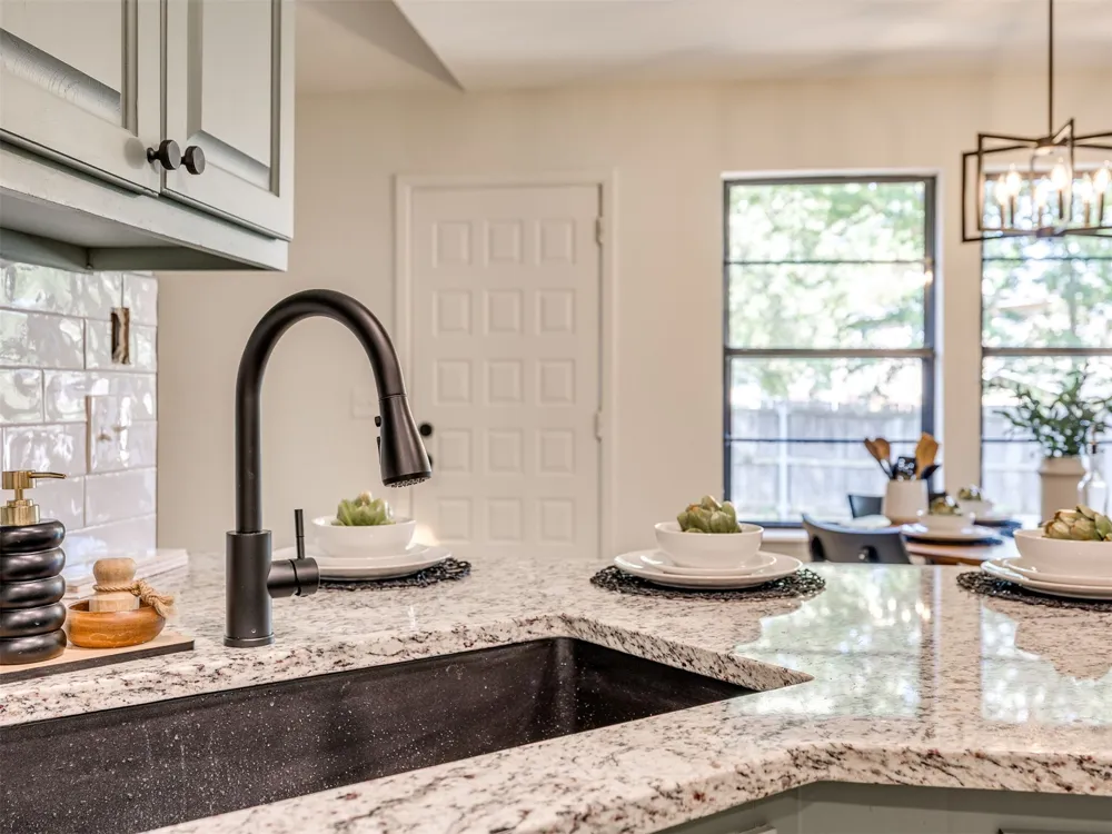 2604 E Reno Street S Broken Arrow, OK 74014