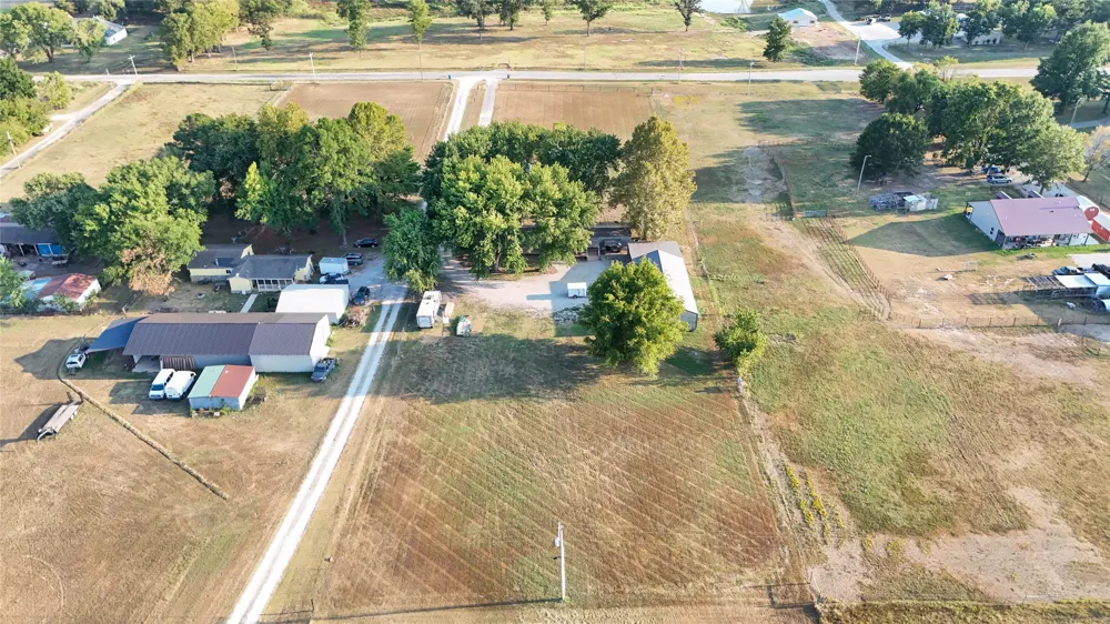 4763 Rock School Road S Sperry, OK 74073